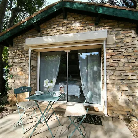 Havre Champetre En De * Nîmes